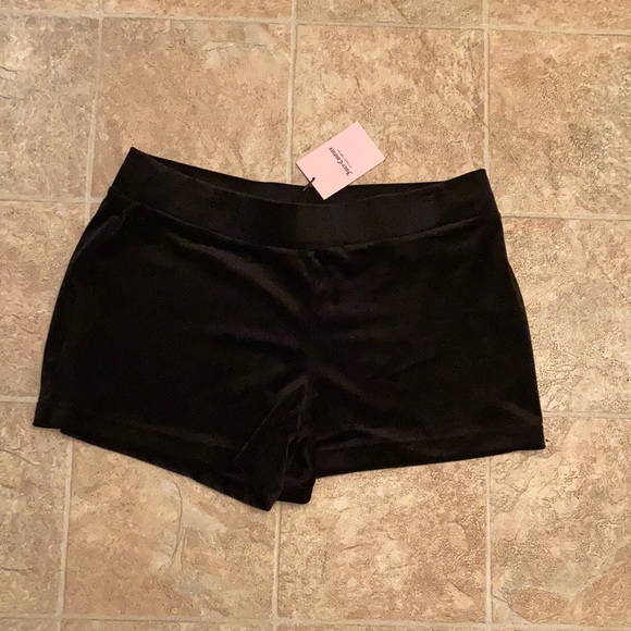Juicy Couture Pants - Juicy Couture booty shorts